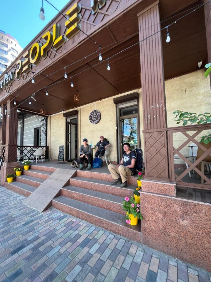 People Hostel ビシュケク エクステリア 写真